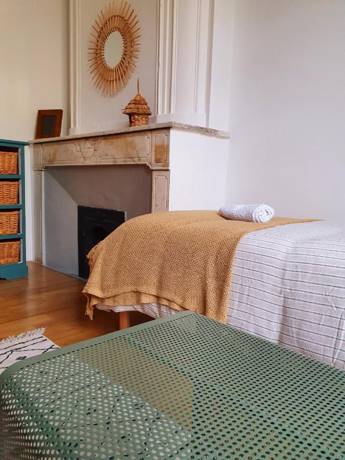 Palmiers Et Crocos Du Vieux Nimes Apartment Екстериор снимка